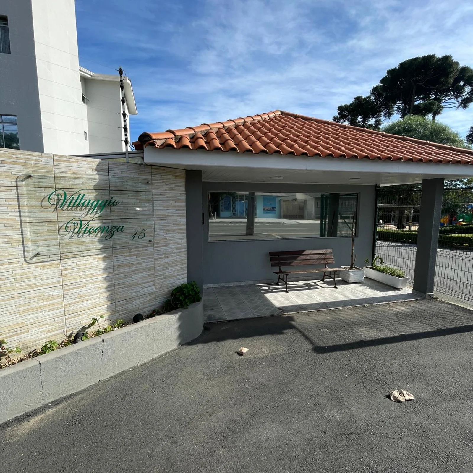 Apartamento 2 dorms Garden privativo mobiliado no Iguaçu